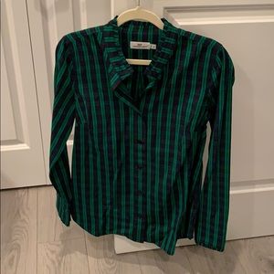 Vineyard vines button down long sleeve shirt